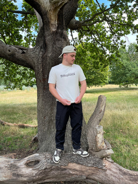 logo tee